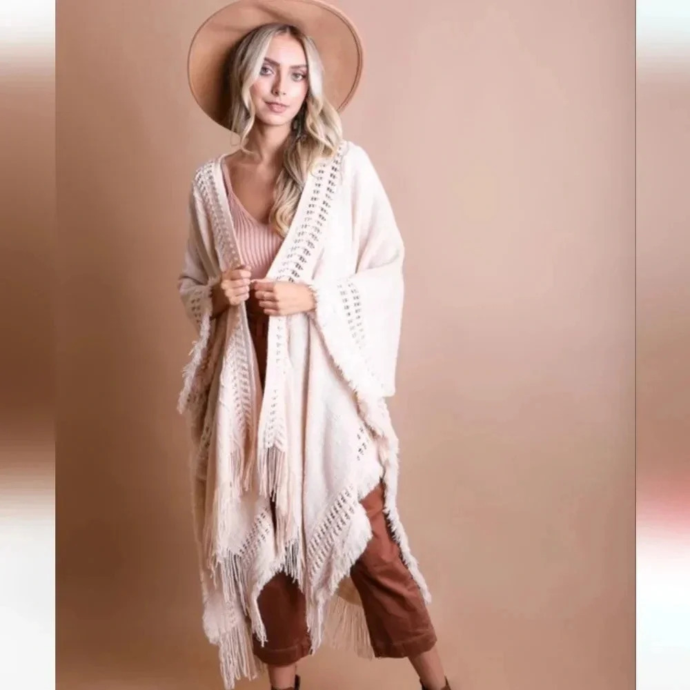 New Boho Fringe Knit Ruana Wrap Kimono Cream